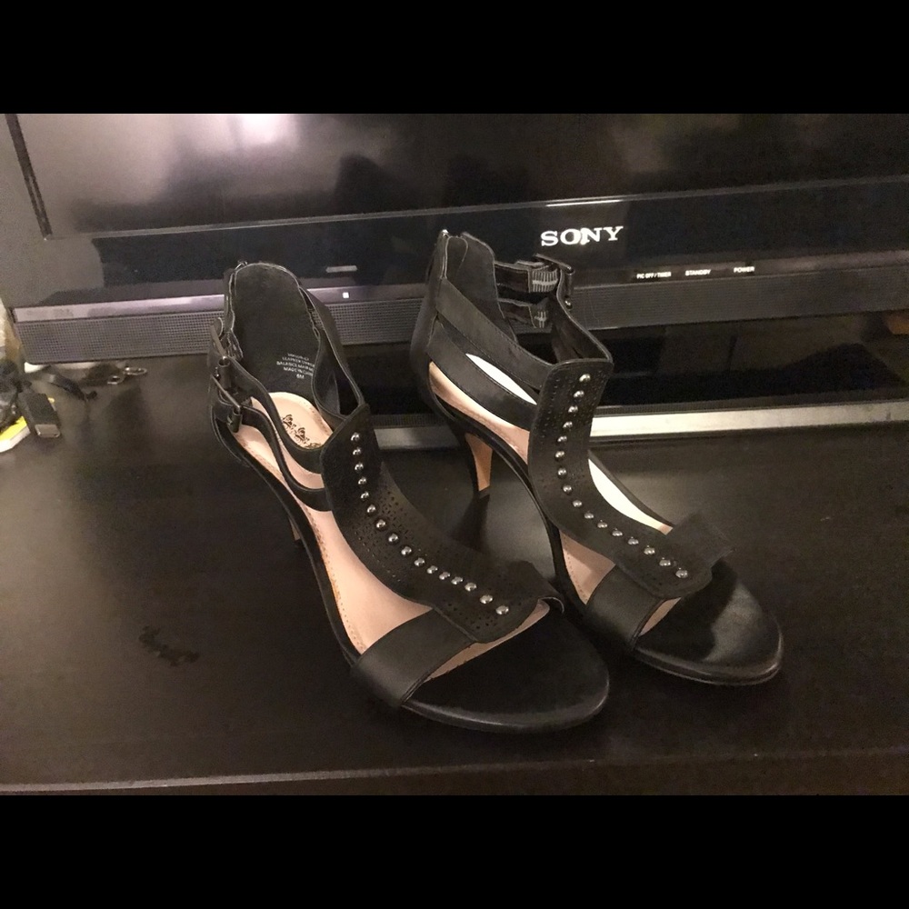 Coach and Four Heels 6